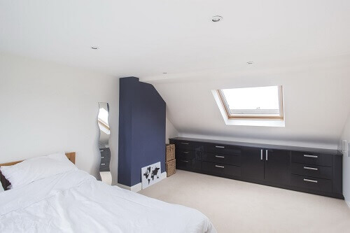 loft conversion by TOP LONDON LOFTS AND EXTENSIONS